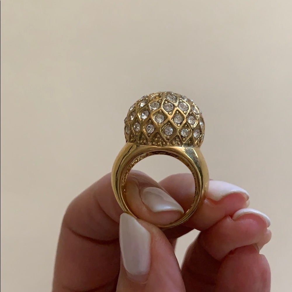 Elegant Gold Statement Ring Size 6 Fashion Jewelry - Picture 2 of 4